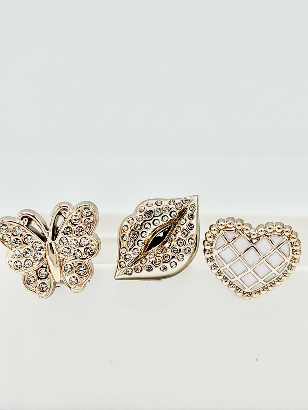 NWT BEAUTIFULLY BOUGIE 3 PIECE CHARMS | SUITABLE FOR CROCS OR BOGG BAGS | 📸TAKEN